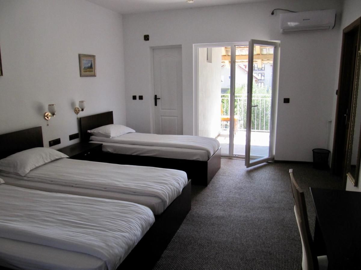 Отели типа «постель и завтрак» G.EAG - Premium Apartment Орадя-13