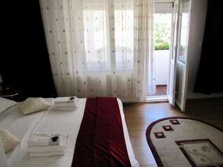 Отели типа «постель и завтрак» G.EAG - Premium Apartment Орадя-5